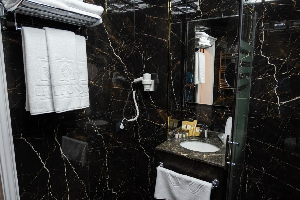 Leon Hotel Spa กันจา ภายนอก รูปภาพ