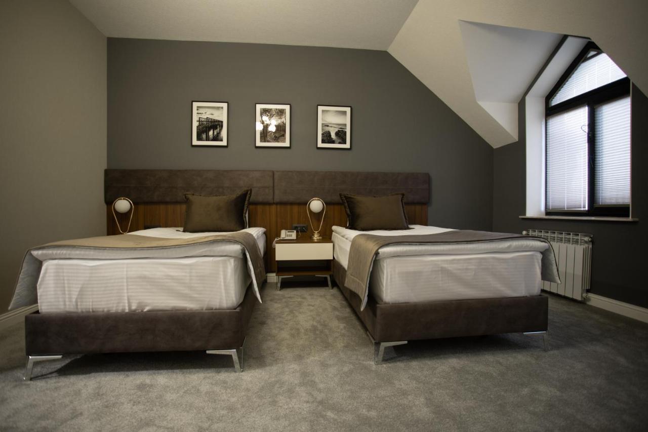 Leon Hotel Spa กันจา ภายนอก รูปภาพ