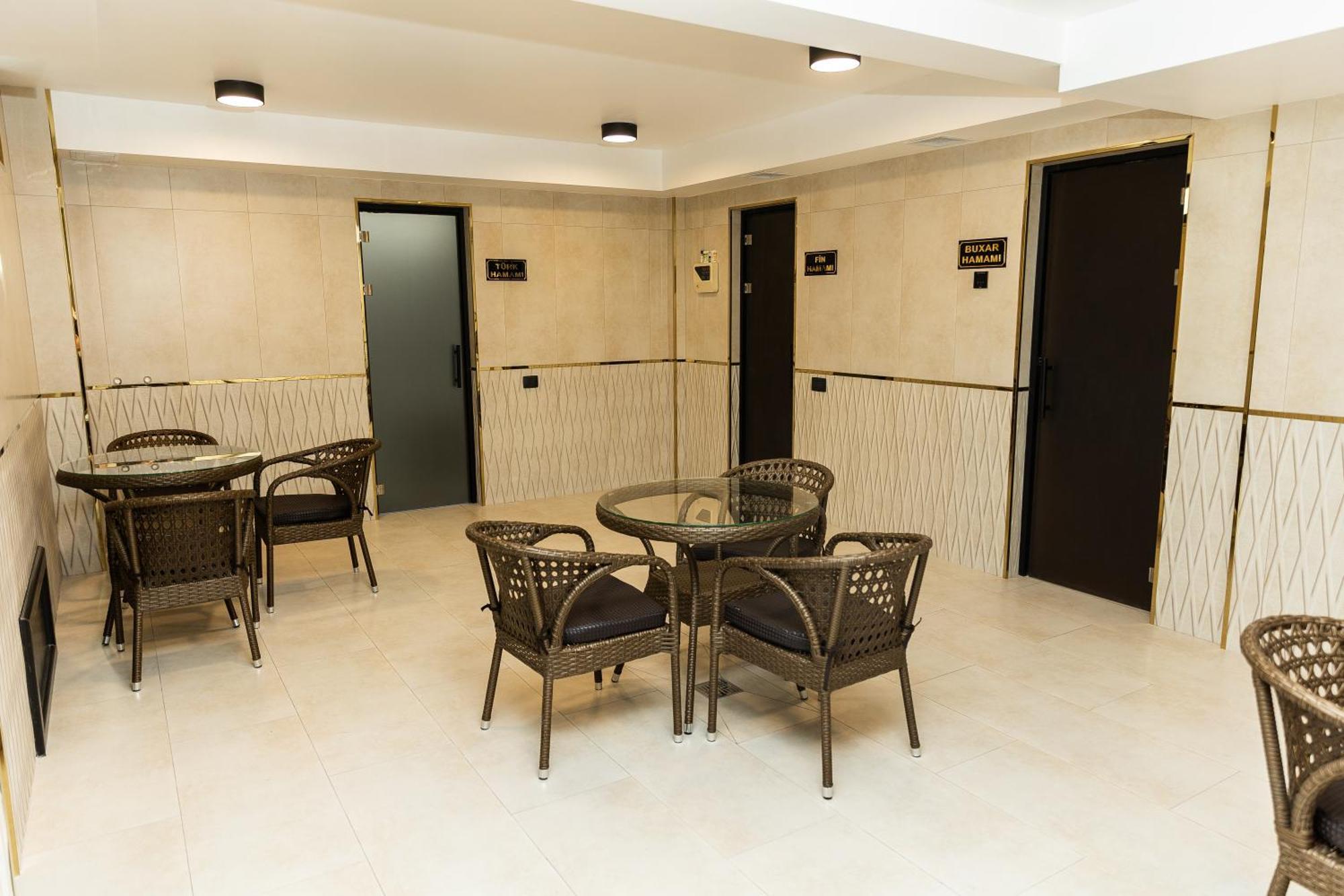Leon Hotel Spa กันจา ภายนอก รูปภาพ
